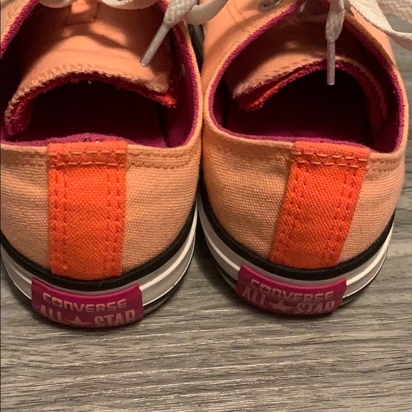 *SOLD ON MERCARI* Converse All Star Low Tops - Picture 4 of 4